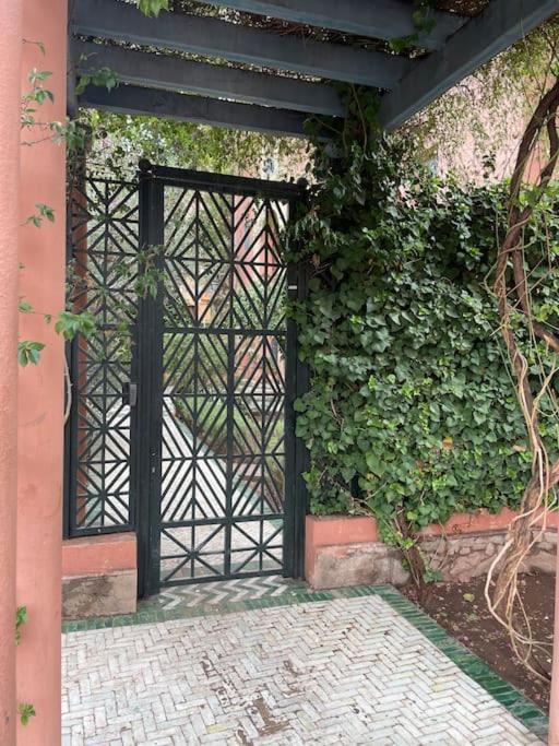 Appartement Ideal Location In The Heart Of Lhivernage à Marrakesh Extérieur photo